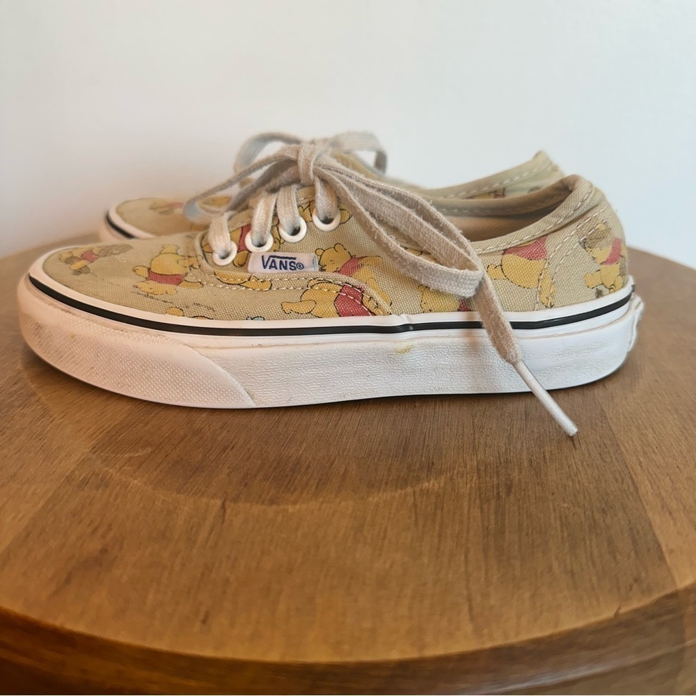VANS Winnie the Pooh Kids Sneakers Size 13 Honey Pot Toddlers Runners Shoes - Picture 3 of 16